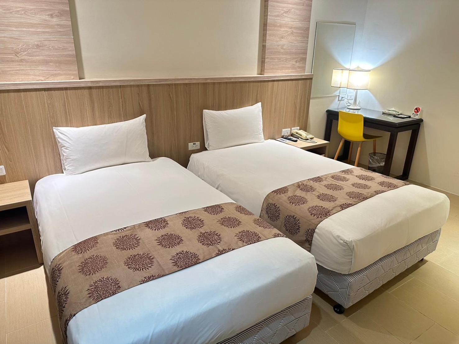 East Town 26 Hotel Hualien Eksteriør billede