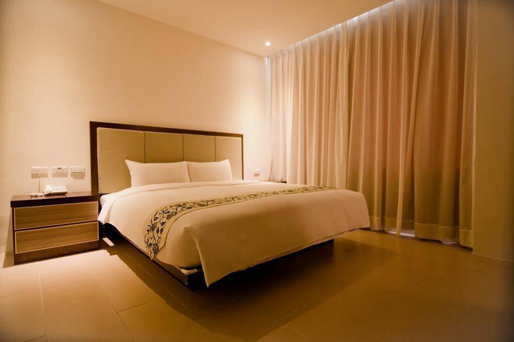 East Town 26 Hotel Hualien Eksteriør billede